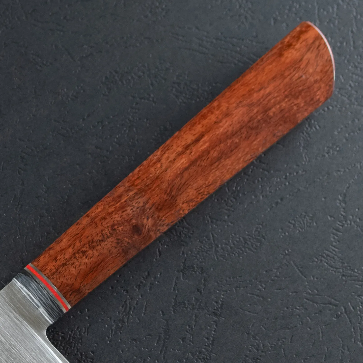 Фото Нож Сантоку Quorus 180 QPM420V на официальном сайте производителя QUORUS