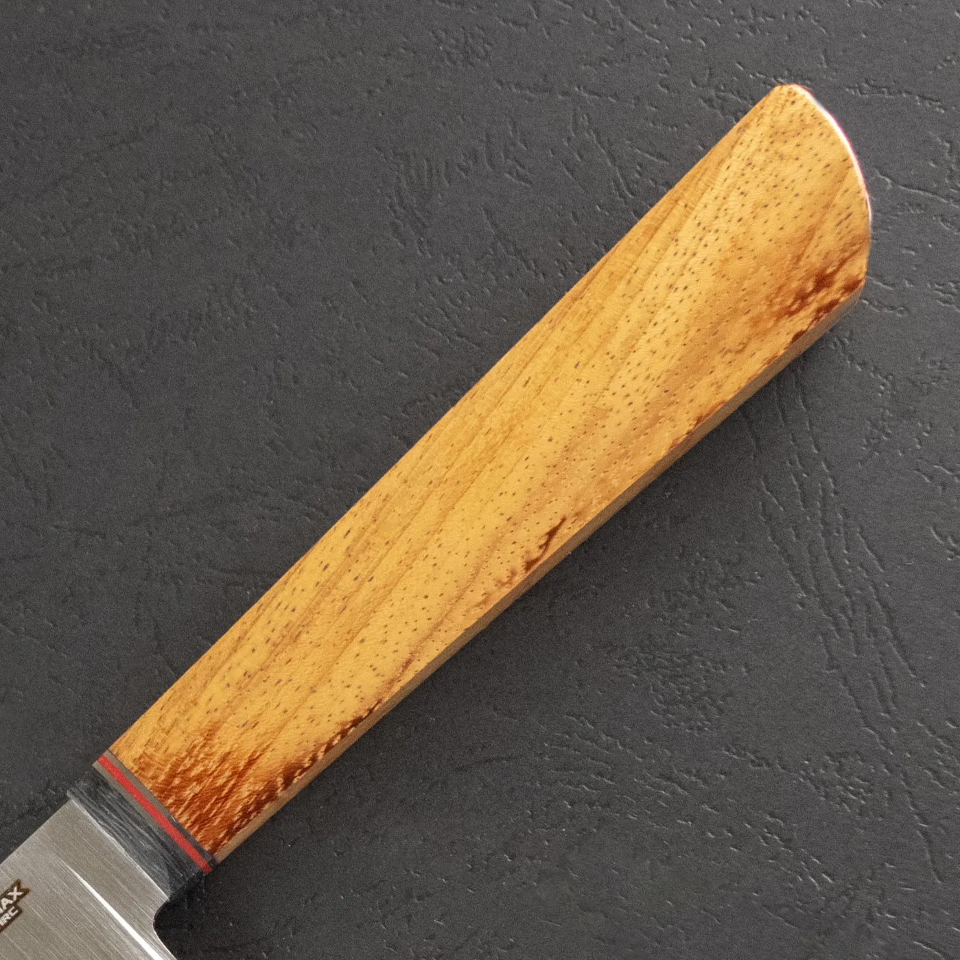 Фото Шеф-нож Quorus 180 Elmax на официальном сайте производителя QUORUS