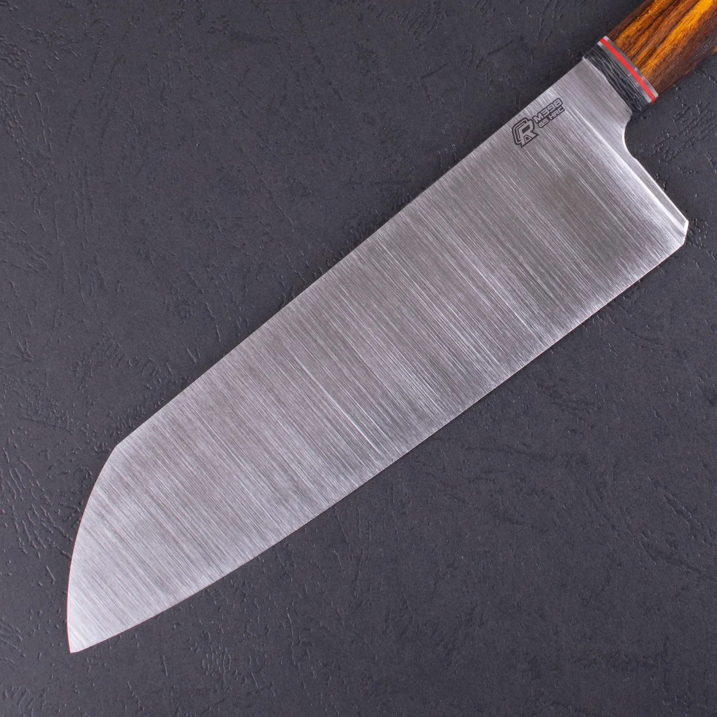 Фото Нож Сантоку Quorus 180 М398 на официальном сайте производителя QUORUS