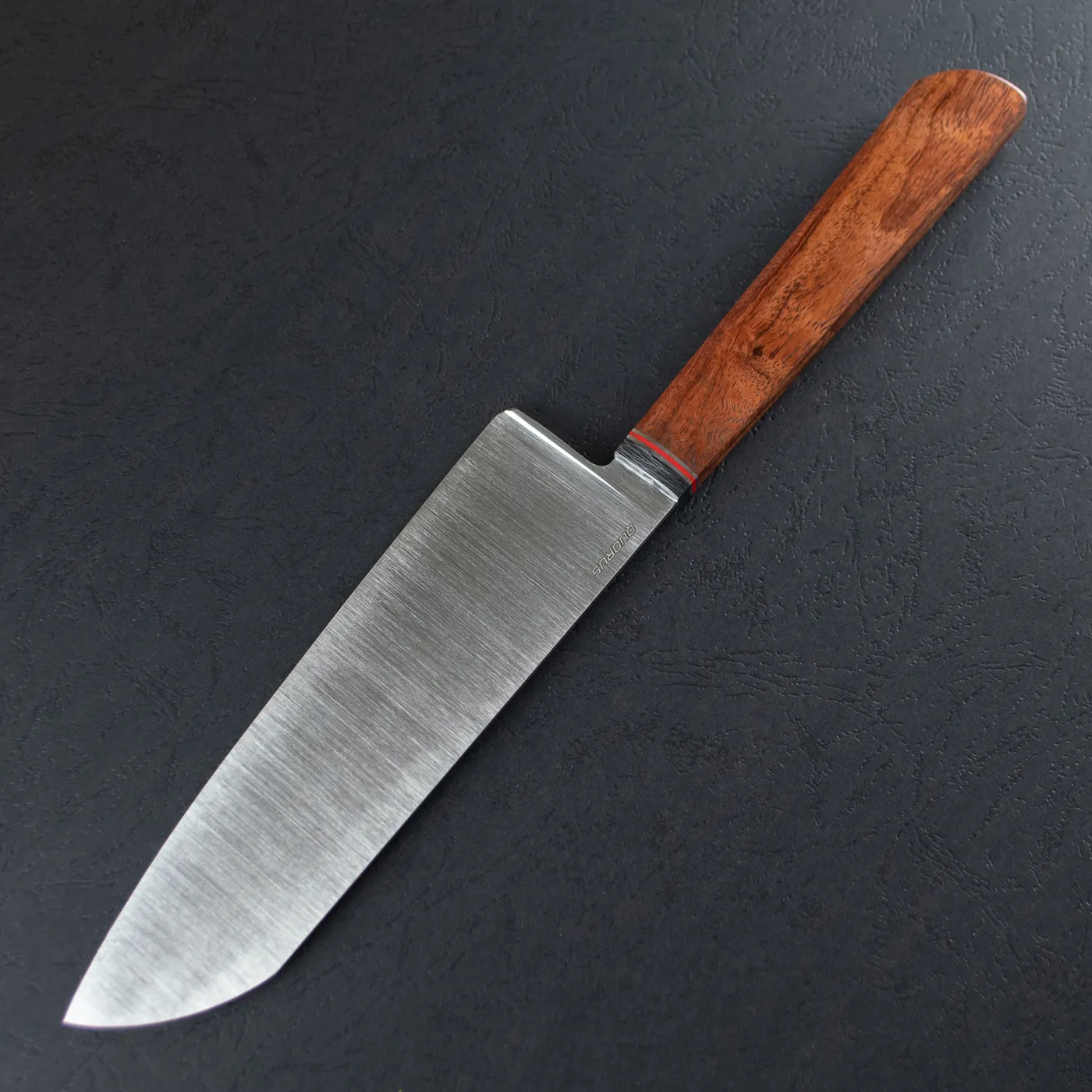 Фото Нож Сантоку Quorus 180 QPM420V на официальном сайте производителя QUORUS