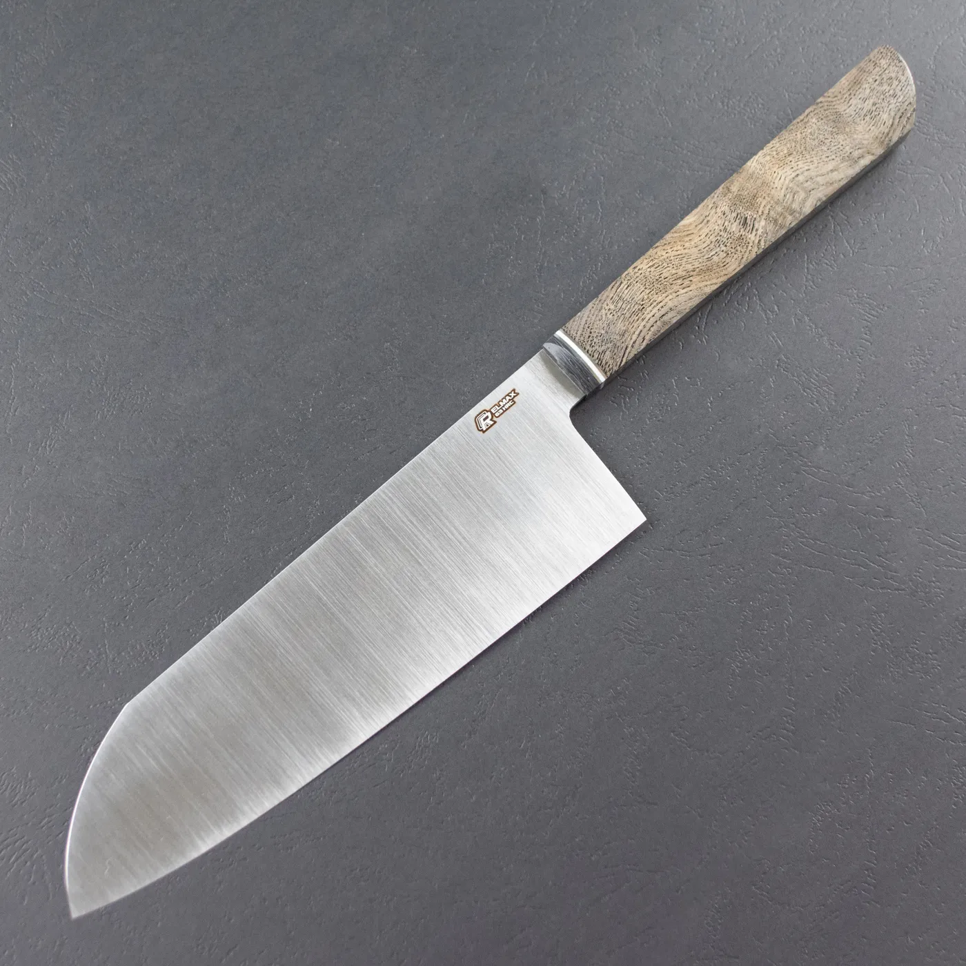 Фото Нож Сантоку Quorus 200 Elmax на официальном сайте производителя QUORUS