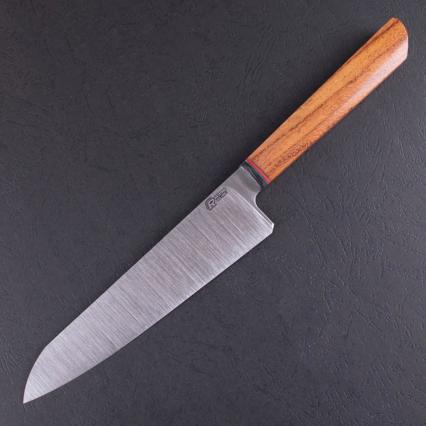 Фото Шеф-нож Quorus 180 М398 на официальном сайте производителя QUORUS