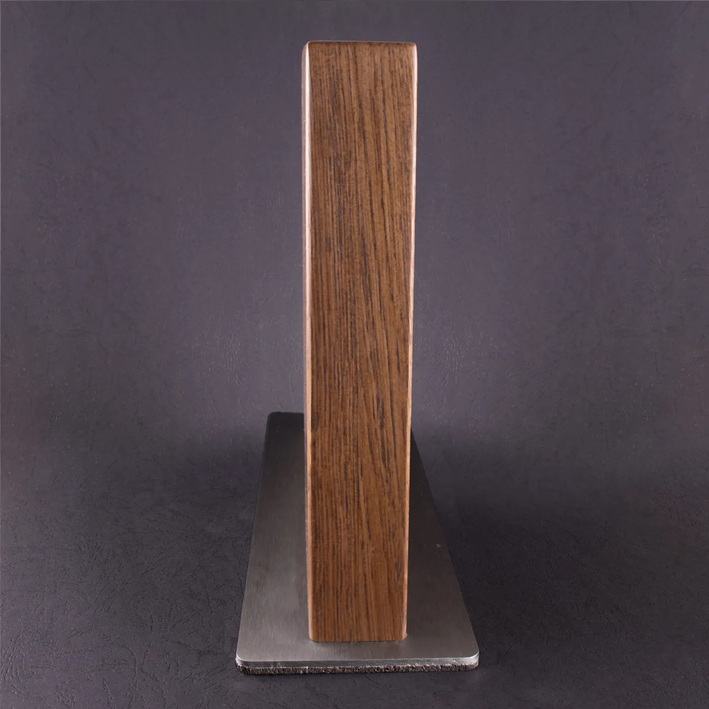 Фото Магнитный держатель "Дуб темный" 10 ножей на официальном сайте производителя QUORUS