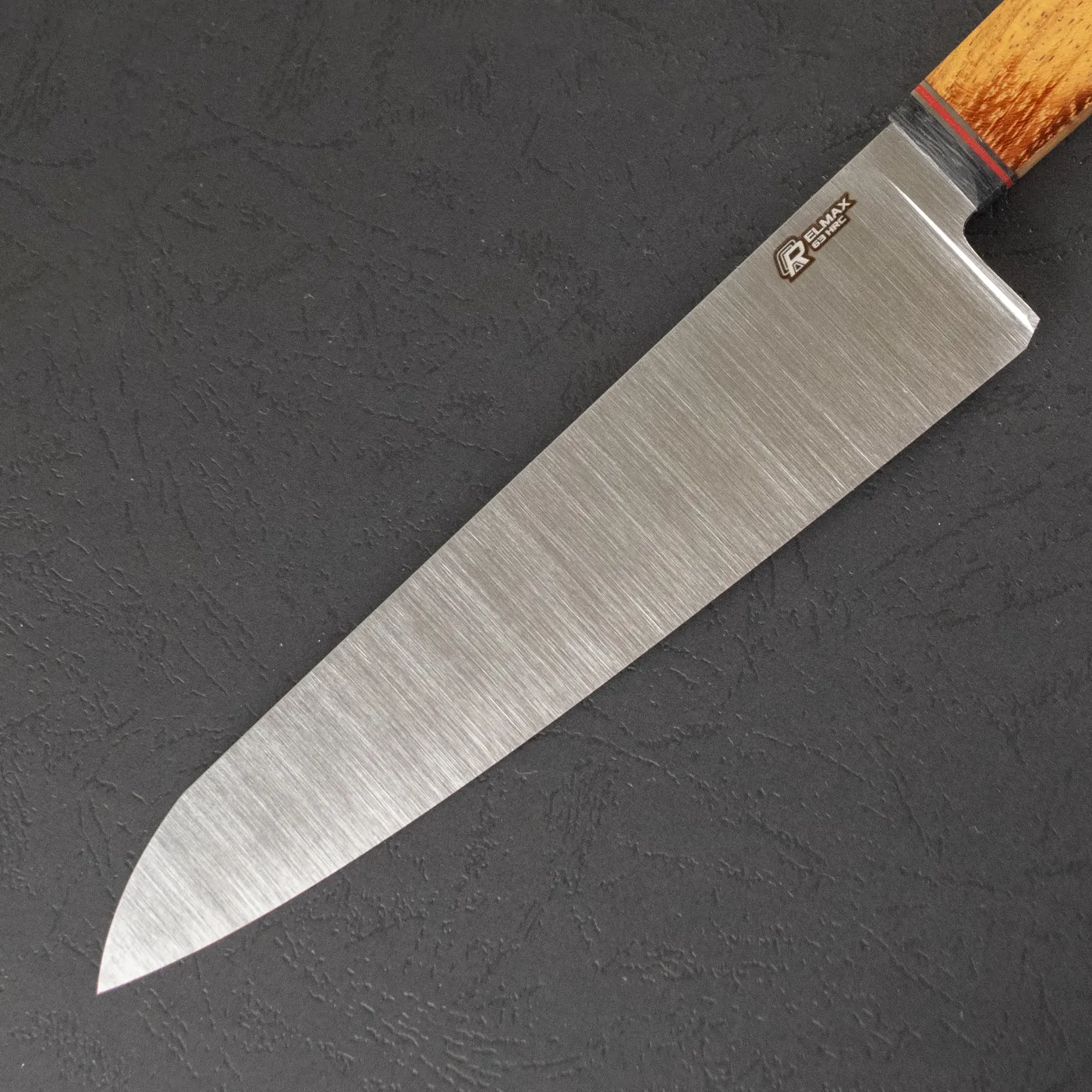 Фото Шеф-нож Quorus 180 Elmax на официальном сайте производителя QUORUS