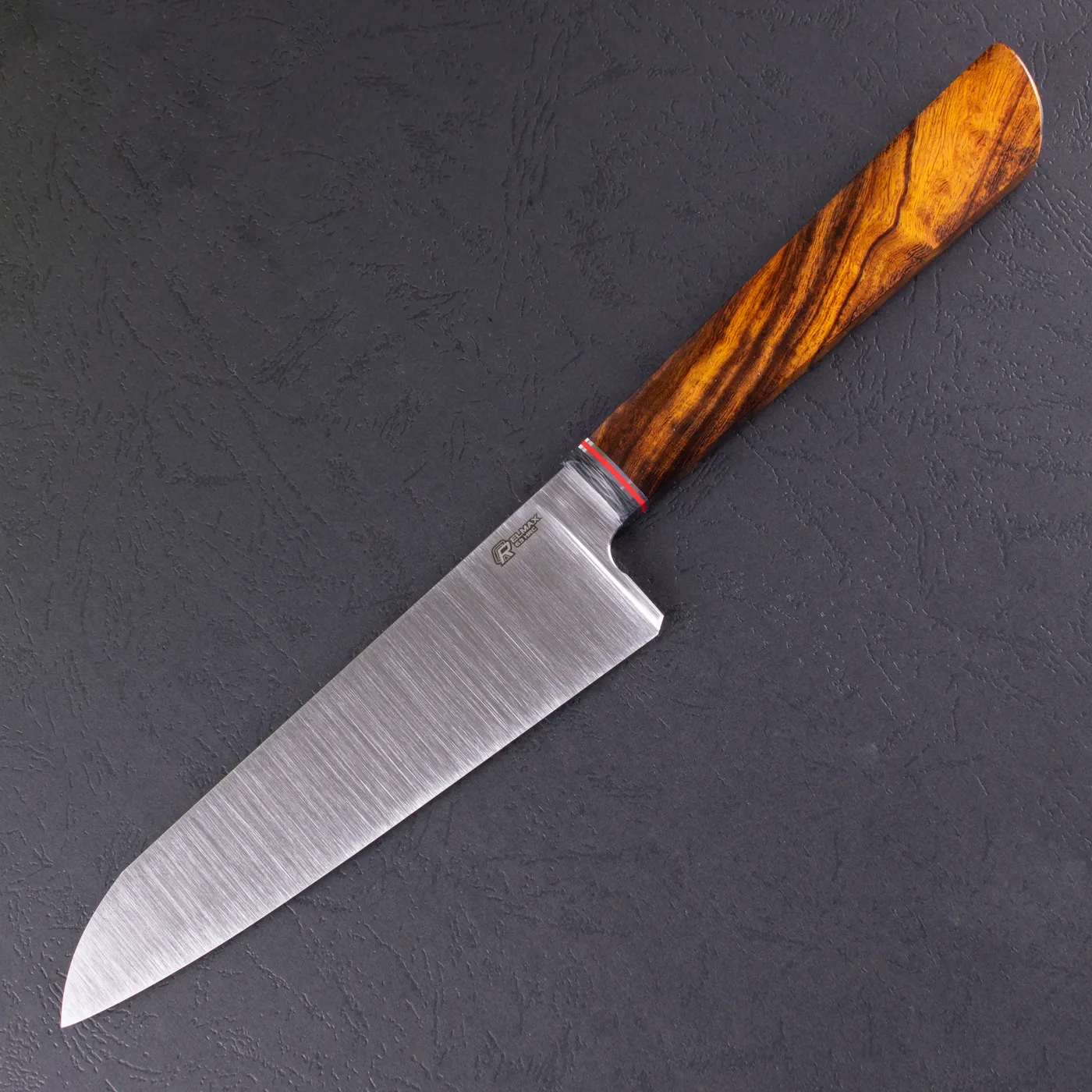 Фото Шеф-нож Quorus 160 Elmax на официальном сайте производителя QUORUS